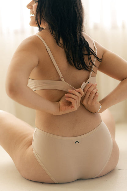 Beige | Model is wearing size M with Hipster
