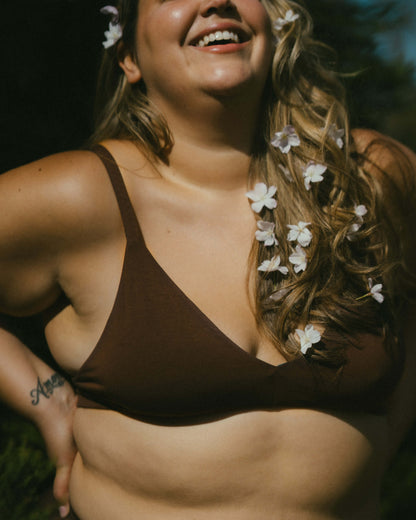 Brown | Model is wearing size 2XL