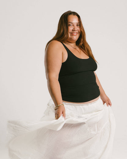 Black | Model wearing size 2XL