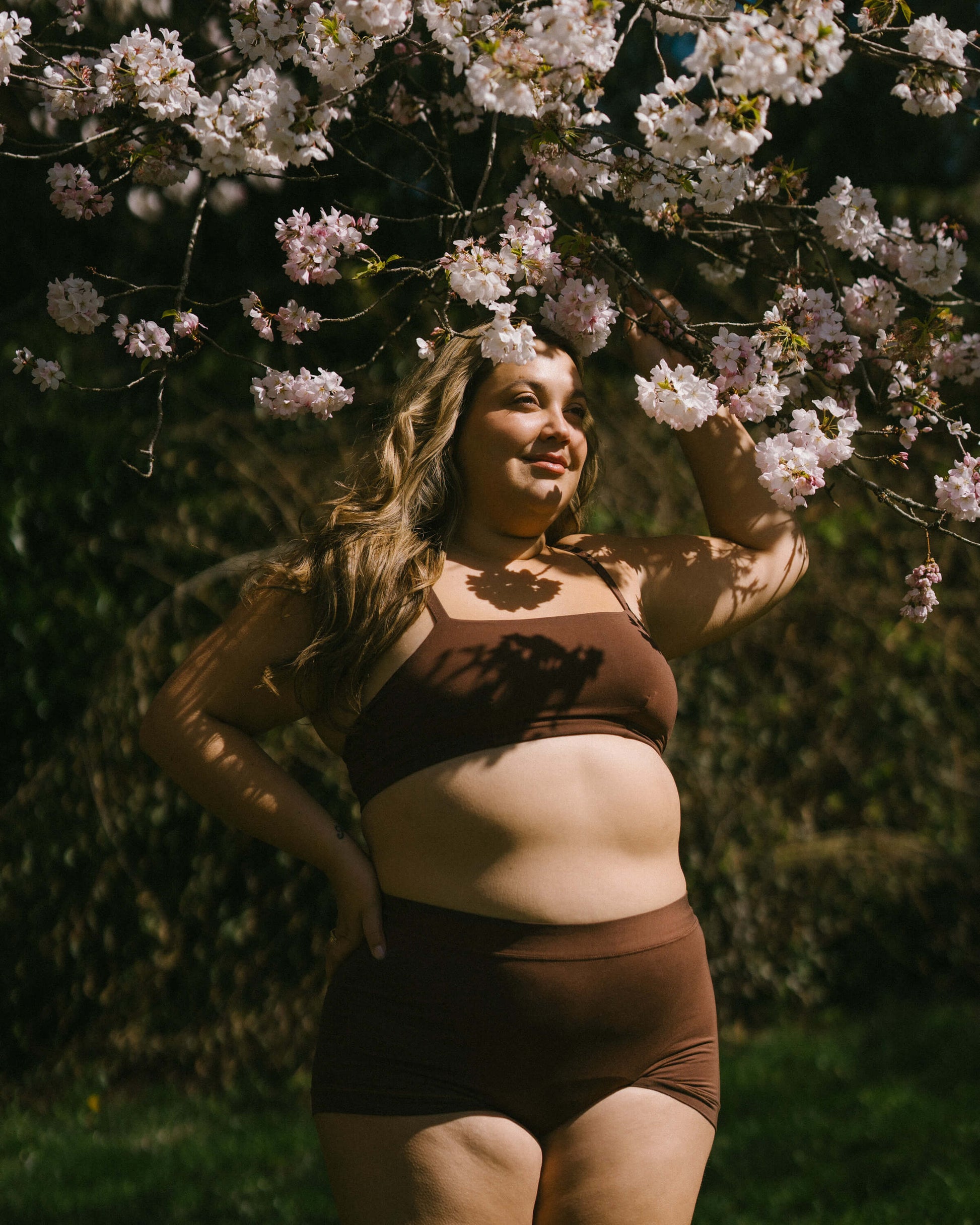 Brown | Model is wearing size 2XL