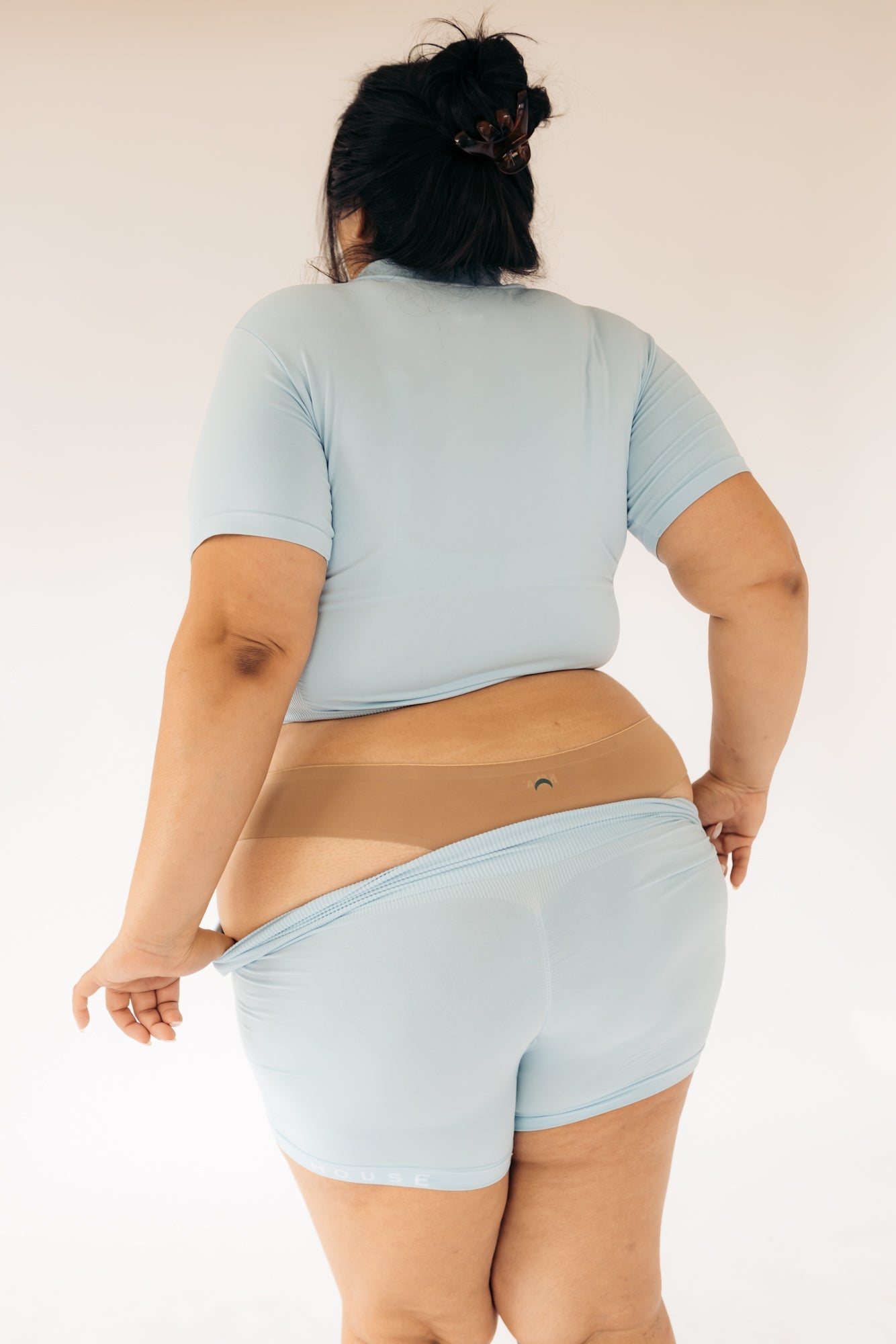 Tan | Model is wearing size 3XL