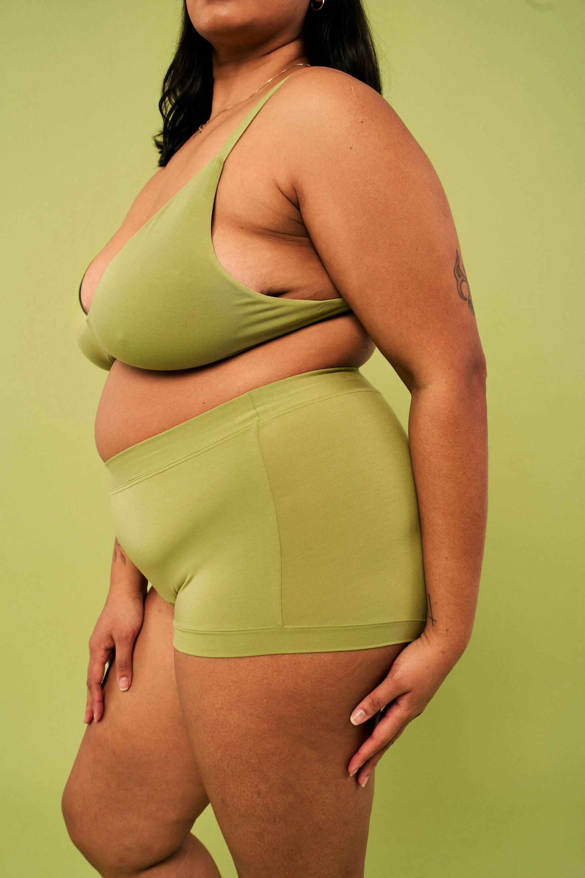 Pistachio | Model is wearing size 2XL