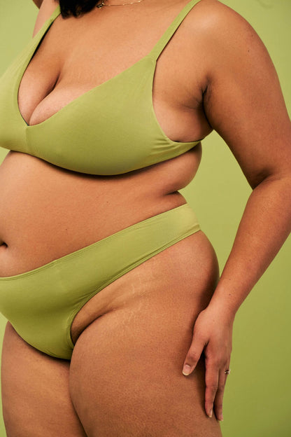 Pistachio | Model is wearing size 2XL
