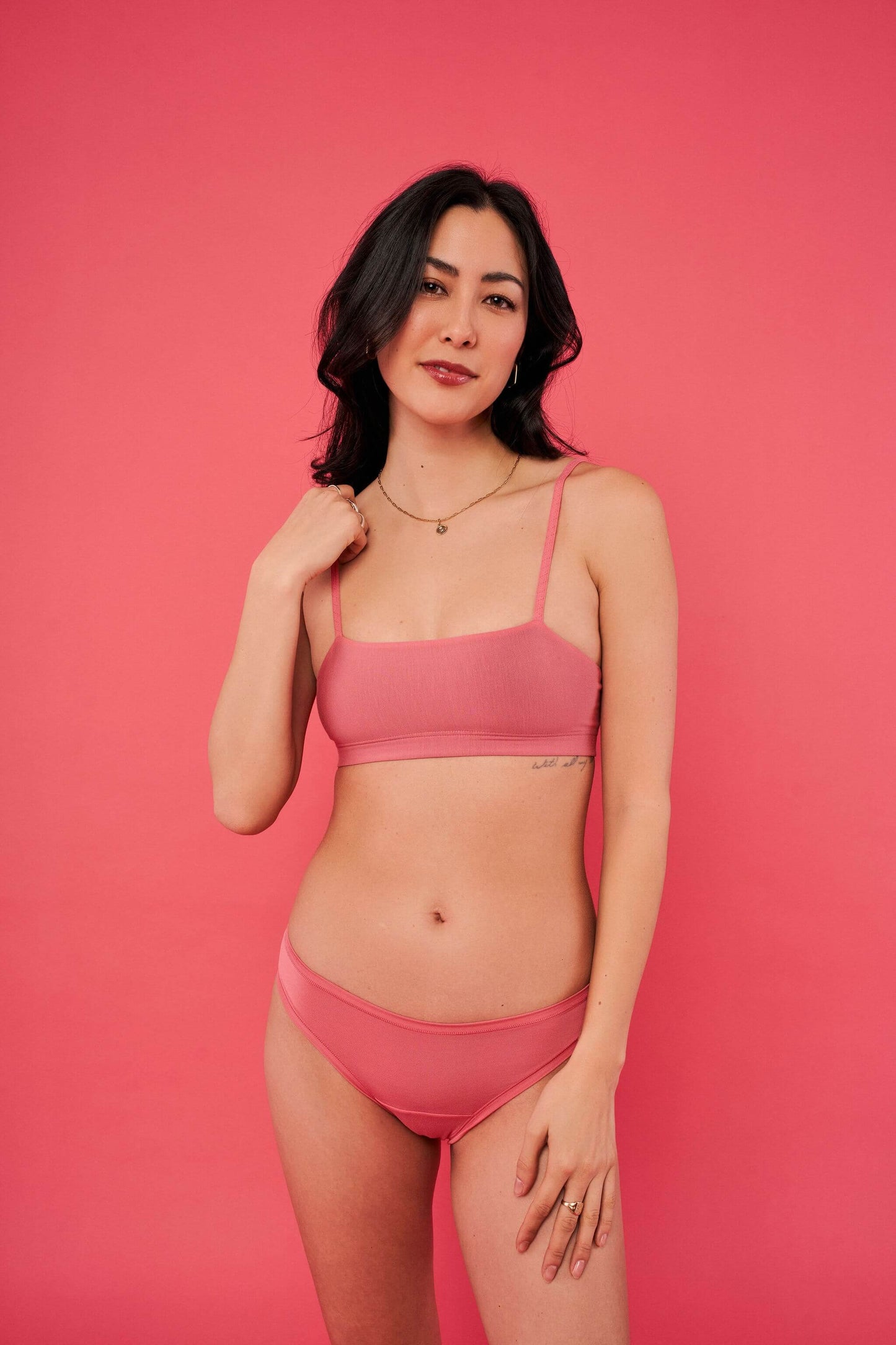 Desert Rose | Model is wearing size XS