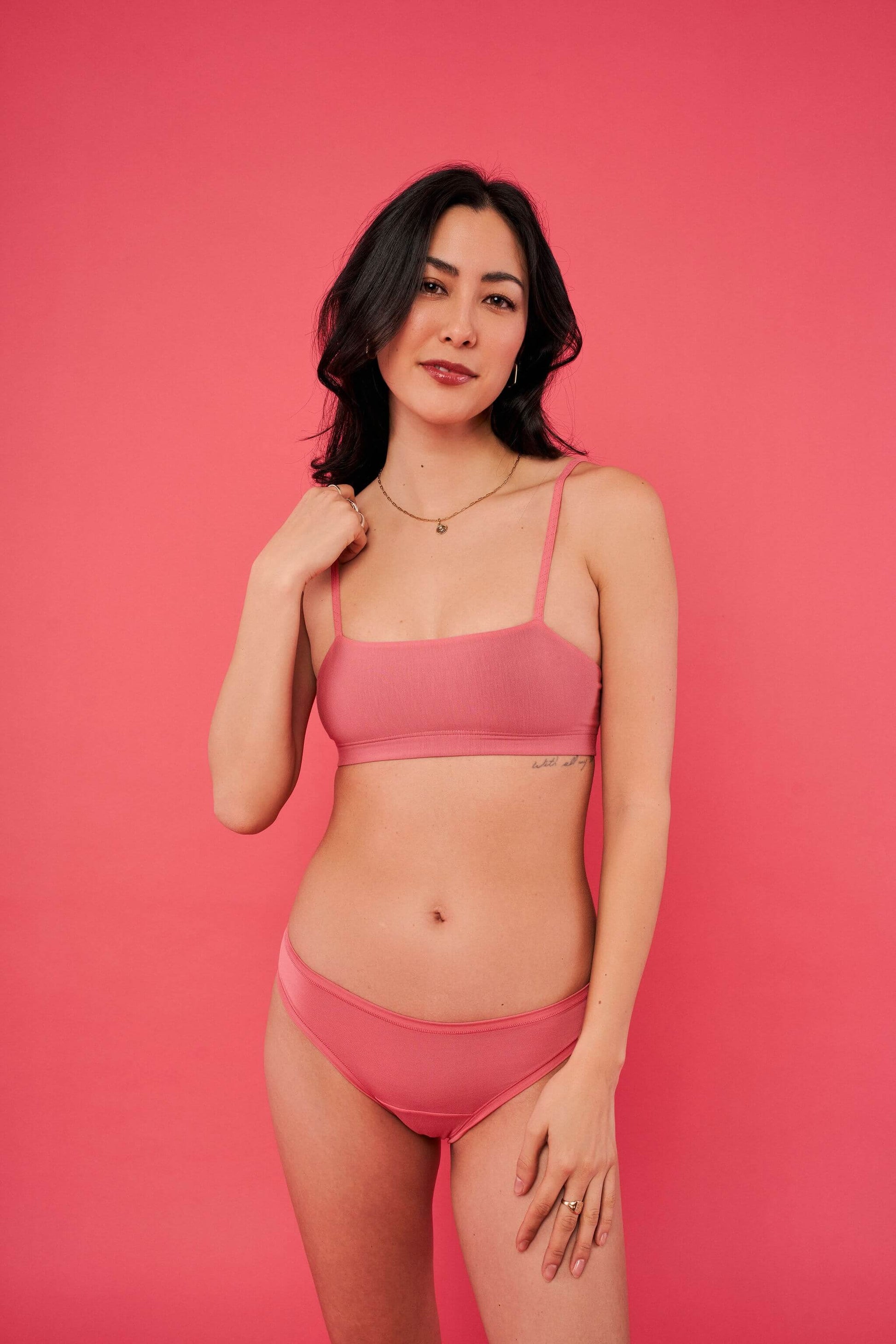 Desert Rose | Model is wearing size XS